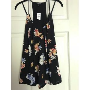 NWT Express Floral Tank